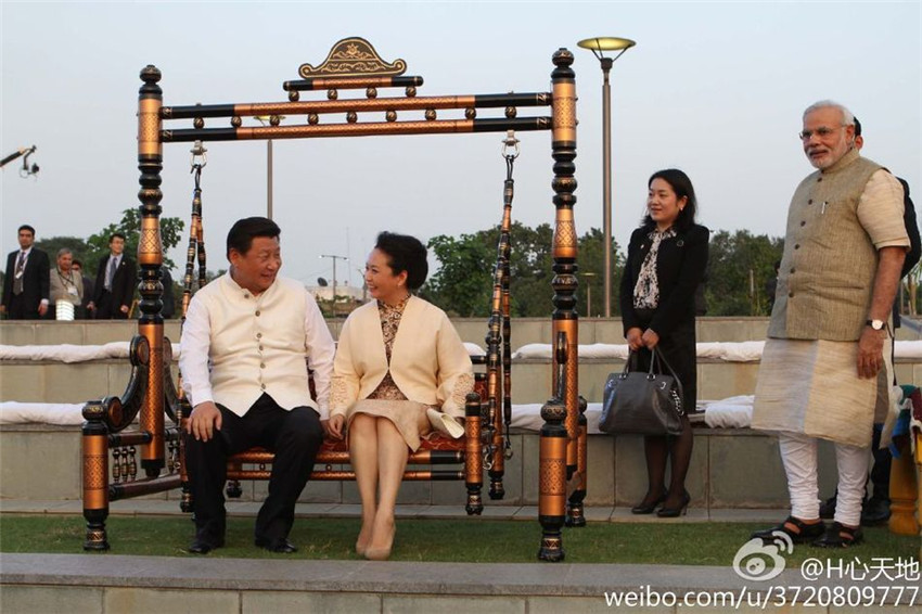 Pr?sident Xi schaukelt mit seiner Gattin in Indien