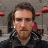 Er hat Sinologie studiert, China durchlaufen und auf Chinesisch ein Buch geschrieben. Christoph Rehage hat über 160.000 Follower auf Chinas Twitter Weibo. In seiner Kolumne teil der 32-J?hrige regelm??ig seine Meinung über China und Deutschland mit den Lesern von People’s Daily Online.