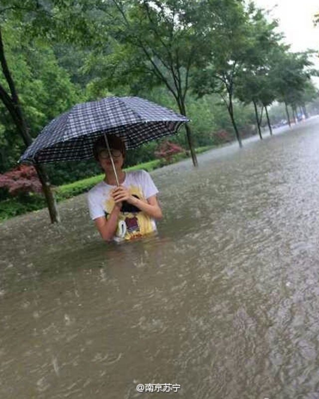 Heftige Regenf?lle überfluten Nanjing