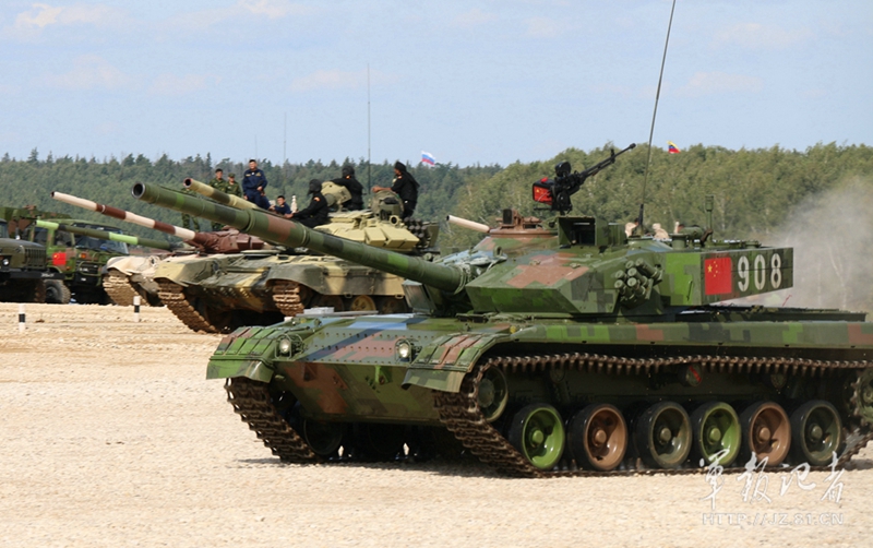 Chinesischer Panzer 96A demonstriert sein K?nnen in Russland