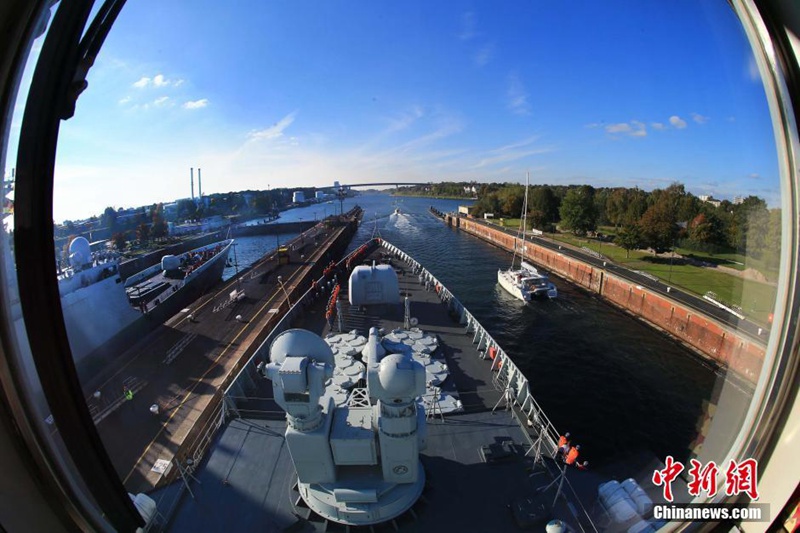 Chinesische Flotte f?hrt erstmals durch den Kieler Kanal