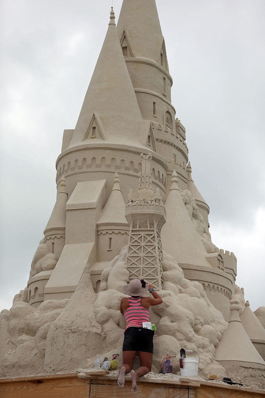 USA bauen welth?chste Sandskulptur