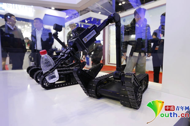 Anti-Terror-Roboter auf WRC 2015 pr?sentiert