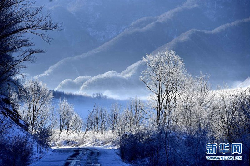Der Dajiu-See-Park tr?gt Wintergewand