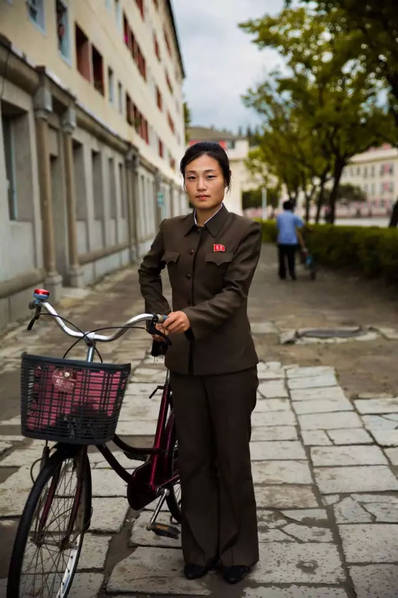 Sch?nheiten aus Nordkorea in den Augen einer rum?nischen Fotografin