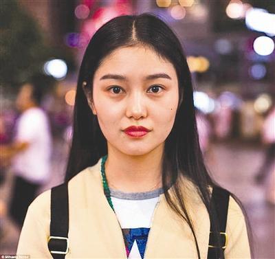 Frau aus Sichuan ins Projekt ?The Atlas of Beauty“ aufgenommen