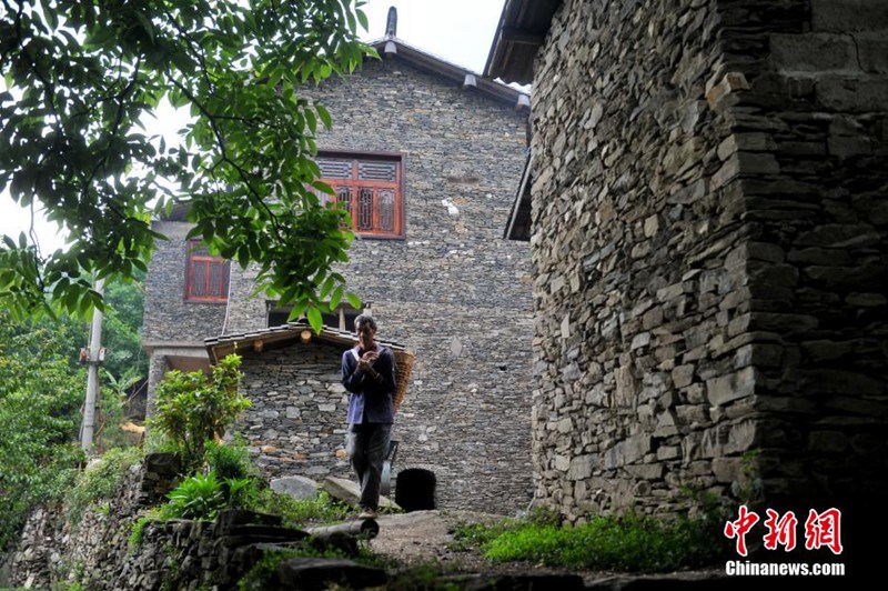?Dorf des Steins“ in Yunnan