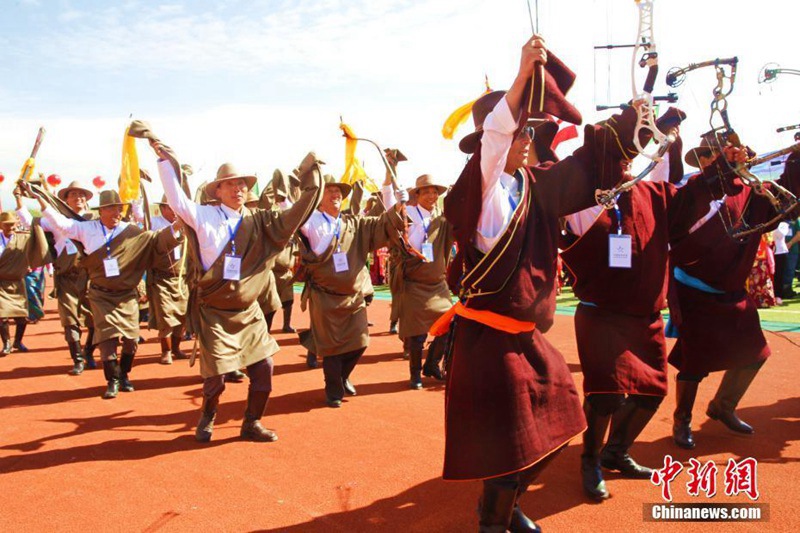 Internationaler Elitewettbewerb im traditionellen chinesischen Bogenschie?en in Qinghai
