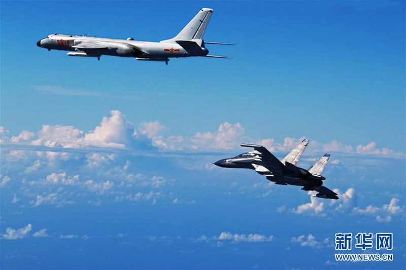 Gro?übung der chinesischen Luftwaffe über dem Pazifik