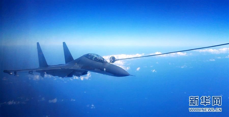 Gro?übung der chinesischen Luftwaffe über dem Pazifik