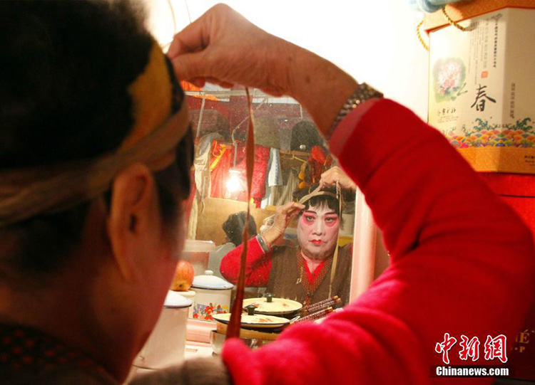 Jahrhundertealte Schauspieltruppe tr?umt von der Verbreitung der Guilin-Oper