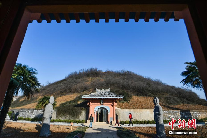 1.500-j?hriges Kaisergrab in Luoyang