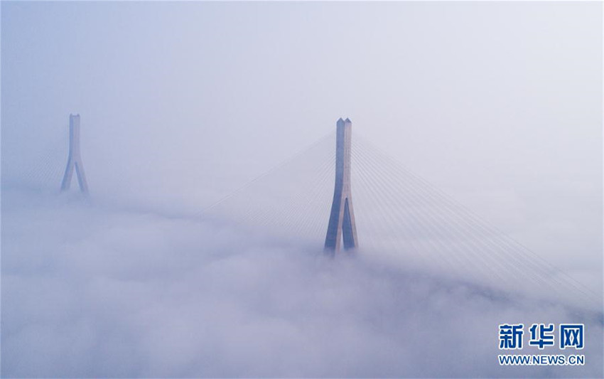 Nebliges Wetter in Wuhan