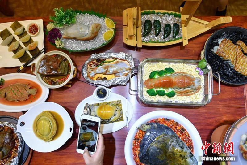 Jadeit-Festessen in Kunming 