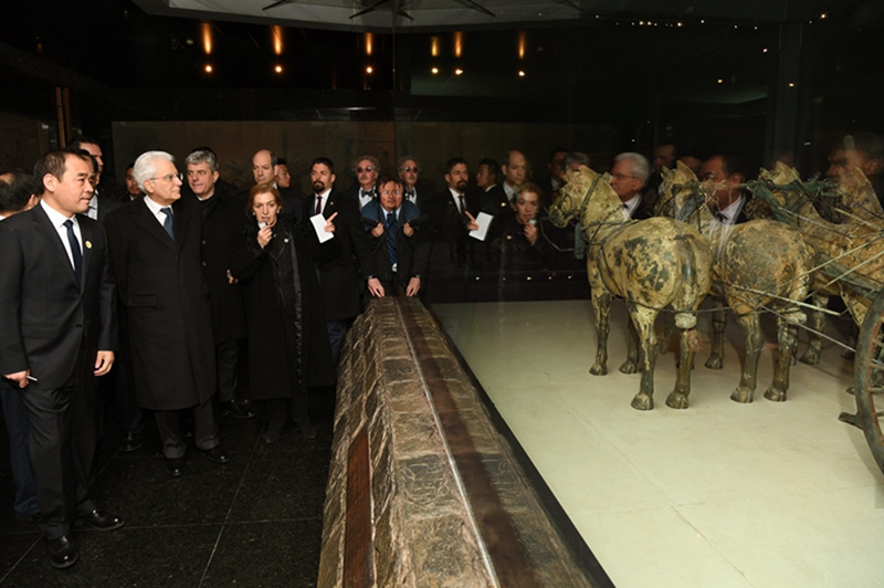 Italienischer Pr?sident besucht Museum von Mausoleum Qin Shihuangdis