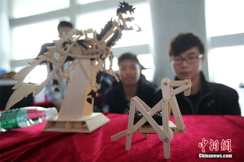 Kreativer Mechanikdesign-Wettbewerb in Nanjinger Universit?t