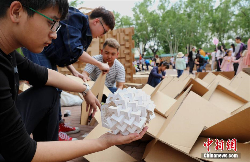 Kreatives Architekturfest in der TU Harbin
