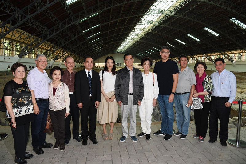 Lien Chan besucht erneut Museum vom Mausoleum des Qinshihuangs