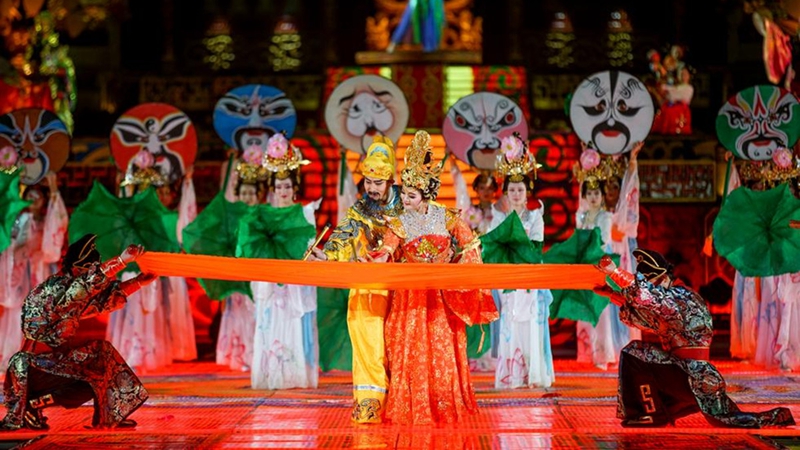 Huaqing Palast feiert den ersten Kultur- und Naturerbetag