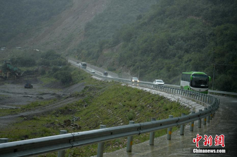 über 47.000 Touristen aus dem Erdbebengebiet in Sichuan evakuiert