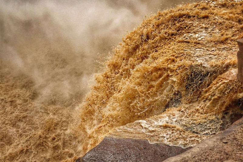 Pr?chtige Szenen am Hukou-Wasserfall