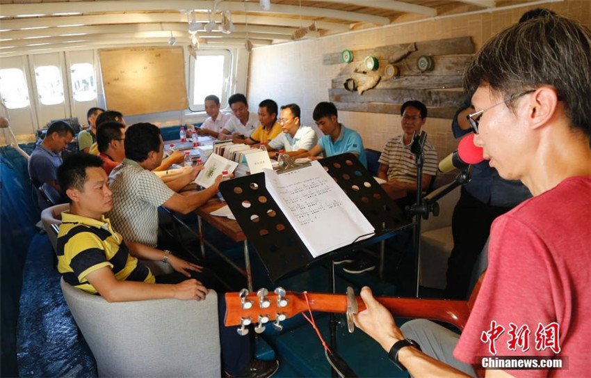 Sanya: Bibliothek auf dem Meer