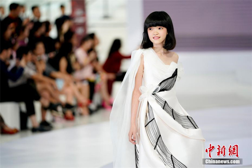 Kindermodell-Wettbewerb in Beijing