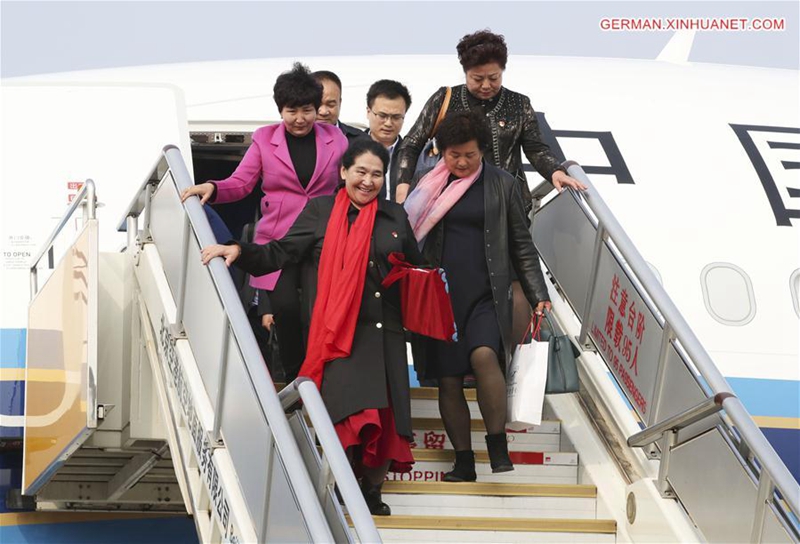 Delegierte zum 19. Parteitag der KPCh treffen in Beijing ein