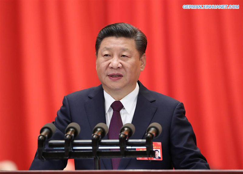 Xi Jinping übermittelt einen Bericht an den 19. Parteitag der KPCh
