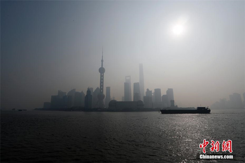 Shanghai von schwerem Smog heimgesucht