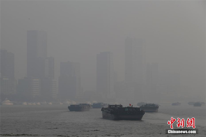 Shanghai von schwerem Smog heimgesucht