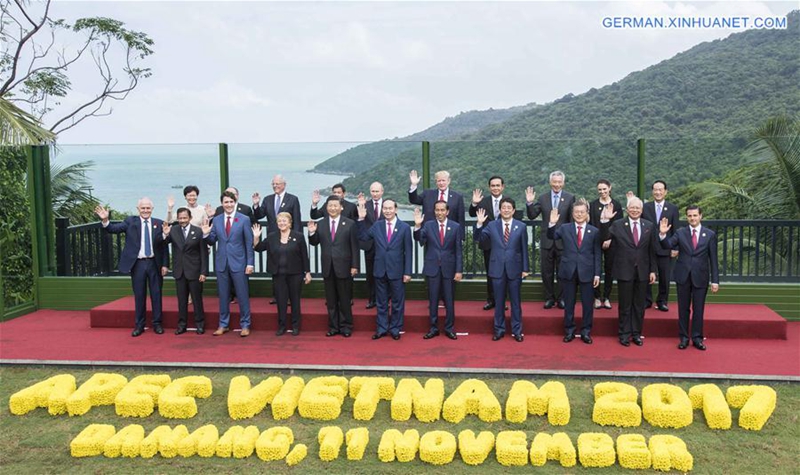 Xi Jinping nimmt am 25. APEC-Wirtschaftsführertreffen in Vietnam teil
