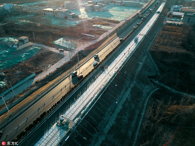 China baut weltweit erste photovoltaische Autobahn