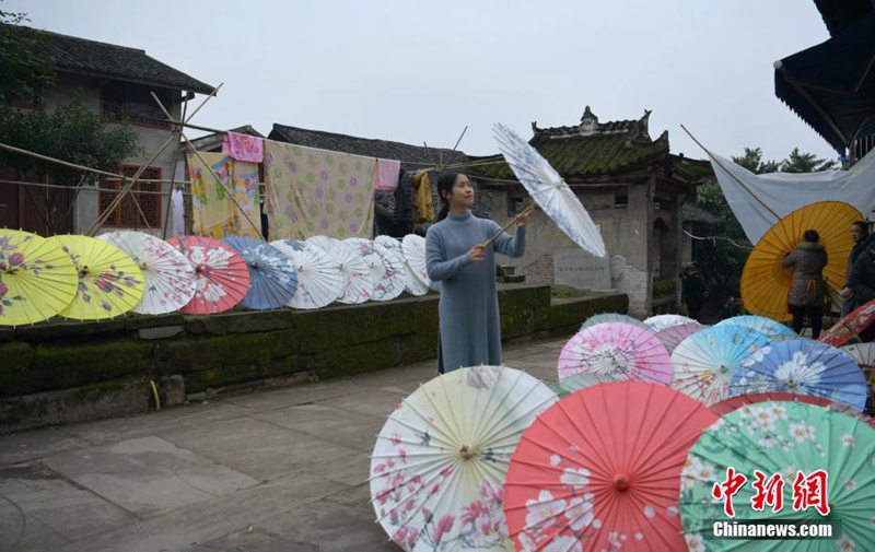 Schirm-Manufakturen in Luzhou