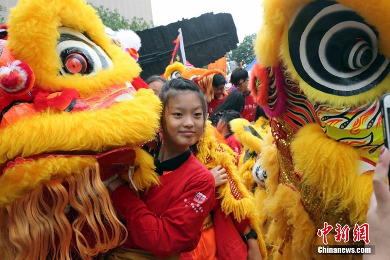 Drachen- und L?wentanz in Hongkong 