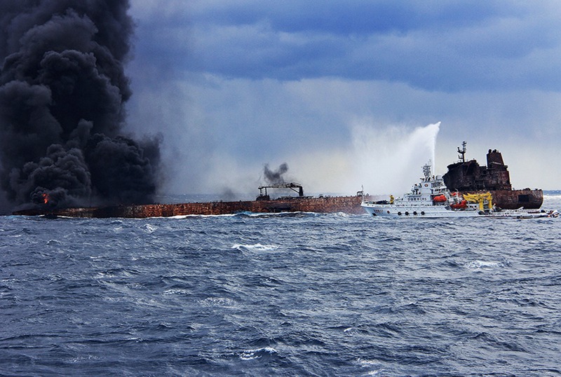 Havarierter ?ltanker ?Sanchi“ geht pl?tzlich in Flammen auf