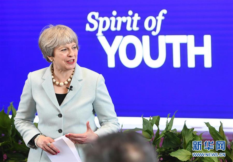 Theresa May besucht China