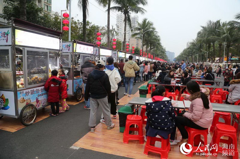 Nachtmarkt in Haikou wiederer?ffnet