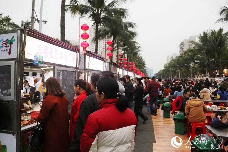 Nachtmarkt in Haikou wiederer?ffnet