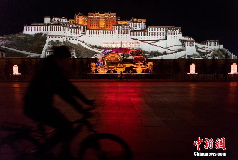 Festliche Stimmung in Lhasa 