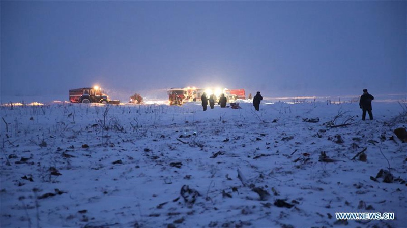 Russisches Flugzeug mit 71 Passagieren an Bord abgestürzt 