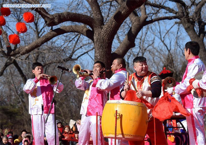 Tempelmarkt zum Frühlingsfest in Beijing veranstaltet