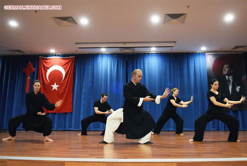 Chinesische Neujahrsfeier in Istanbul