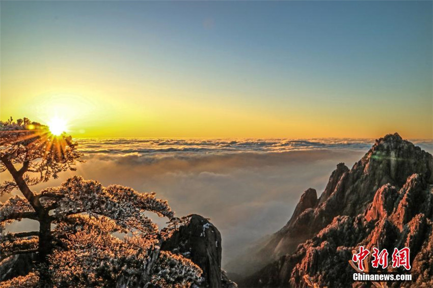 Faszinierendes Wolkenmeer am Huangshan-Berg