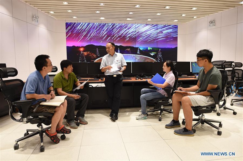 Chinas Radioteleskop FAST entdeckt elf neue Pulsare
