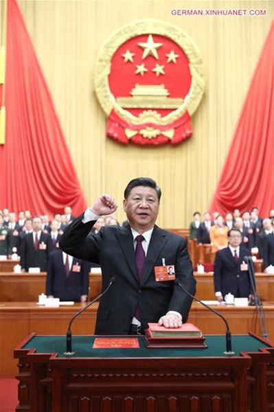 Neu gew?hlter chinesischer Staatspr?sident leistet Treueeid auf die Verfassung