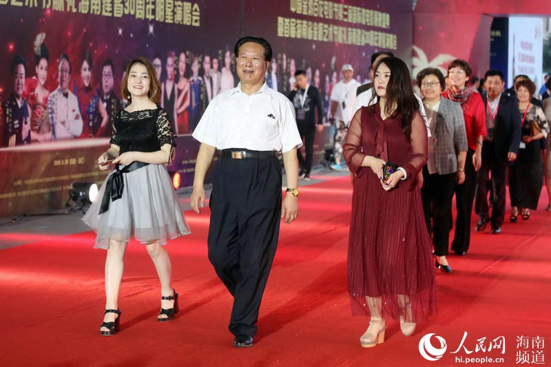 Filmfestival ?Goldener Hahn und Hundert Blumen“ in Haikou er?ffnet