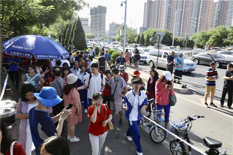 Unikandidaten legen Gaokao ab