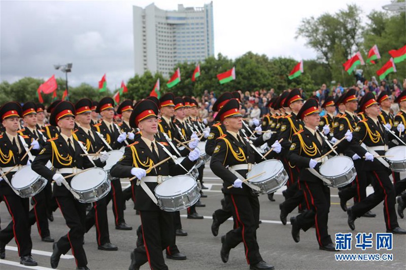 Chinesische Soldaten nehmen erstmals an Milit?rparade in Wei?russland teil