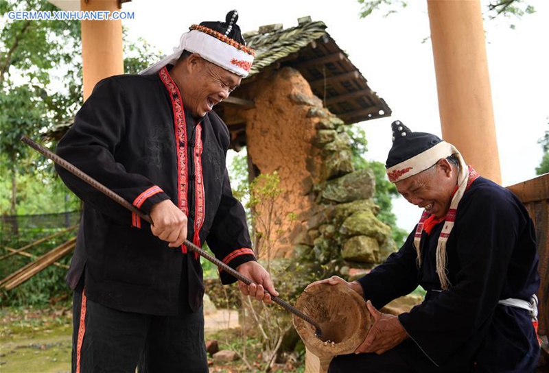 Nationales immaterielles Kulturerbe: Huangni-Trommeltanz in Guangxi